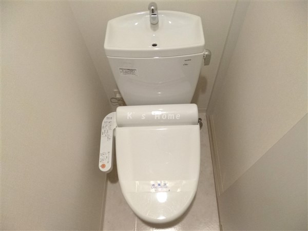 トイレ　ウォシュレット付