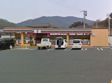 コンビニ　セブンイレブン倉敷市立短大前店（コンビニ）まで581m