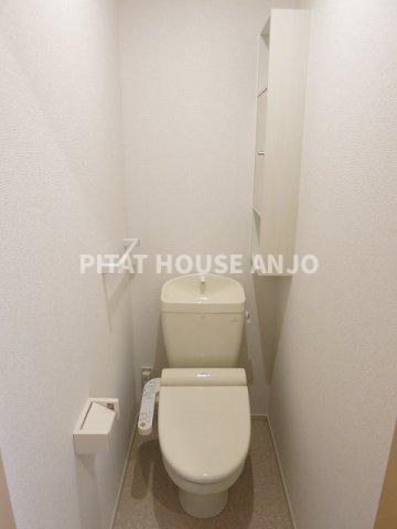 トイレ　落ち着いたトイレです