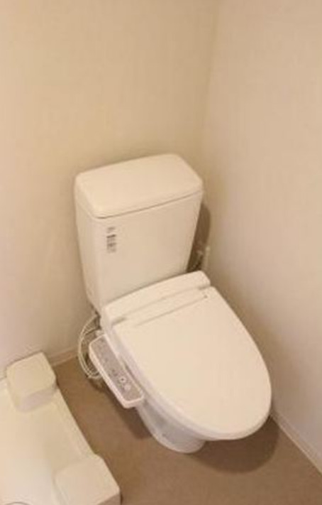 アクサス西新宿アジールコートのトイレ写真