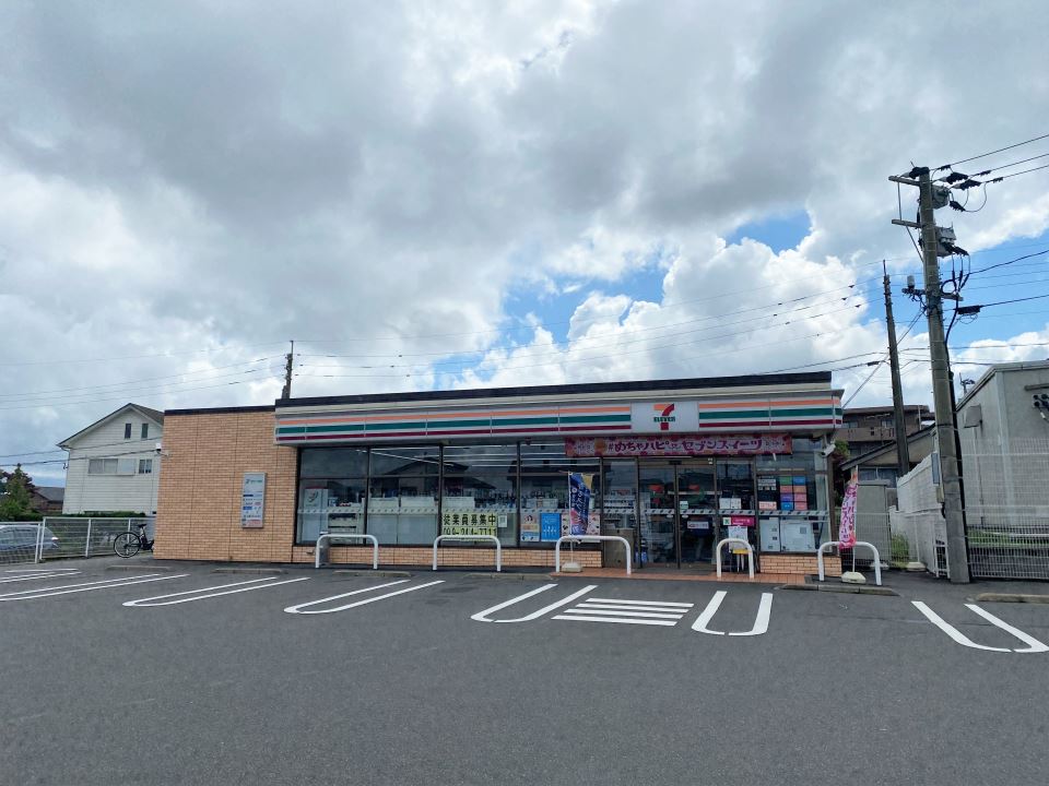 コンビニ　セブンイレブン鹿児島吉野支所前店（コンビニ）まで850m