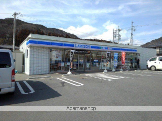 コンビニ　ローソン長野上松三丁目店（コンビニ）まで190m