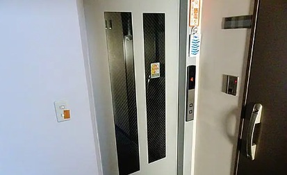 東急東横線 都立大学駅 徒歩5分 5階建 築23年の外観写真