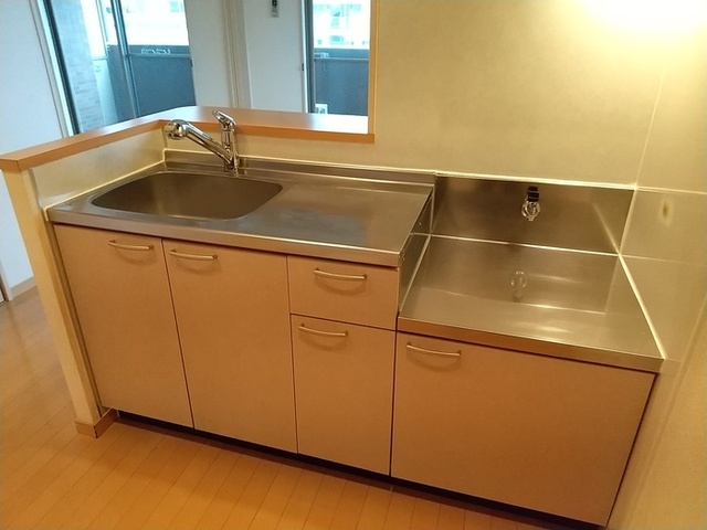 キッチン　３０５　キッチン