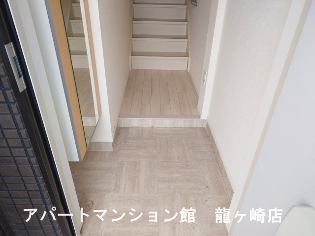 アリュール阿見の玄関写真