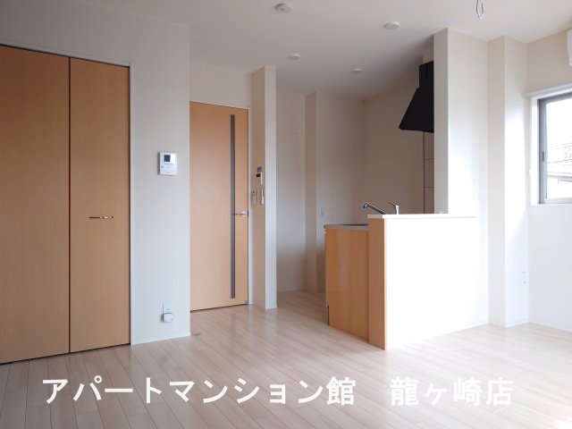 アリュール阿見の居間写真