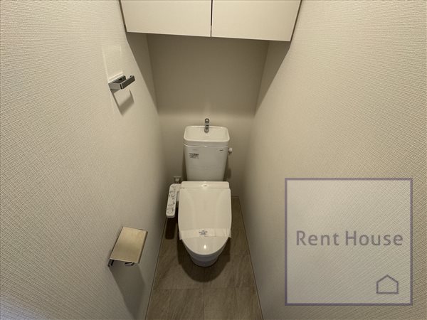 都営大江戸線 西新宿五丁目駅 徒歩8分 7階建 築5年のトイレ写真