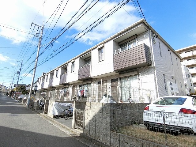 建物外観　ブルーライン「センター北」駅・「中川」駅まで徒歩圏内！ワンち