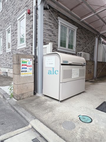 都営三田線 蓮根駅 徒歩7分 3階建 築8年の外観写真