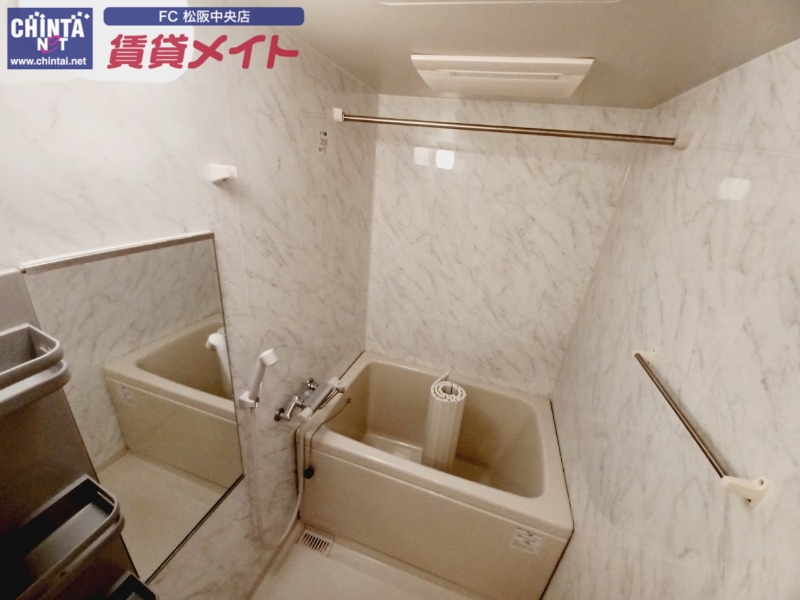 バス・シャワールーム　別部屋参考写真