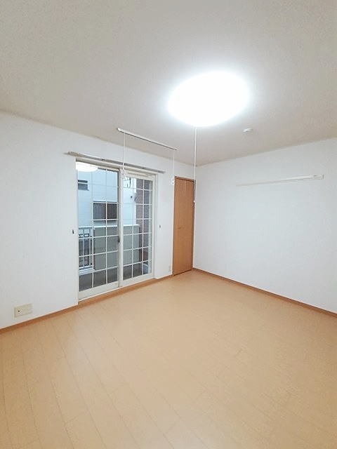 その他部屋・スペース　照明付きです。
