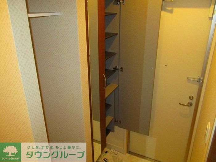 玄関　お問合せはタウンハウジングまで！※現地待合わせ相談可能