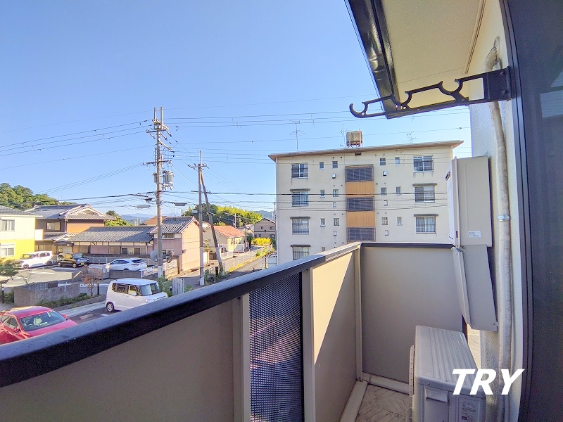 バルコニー　東向きのバルコニー