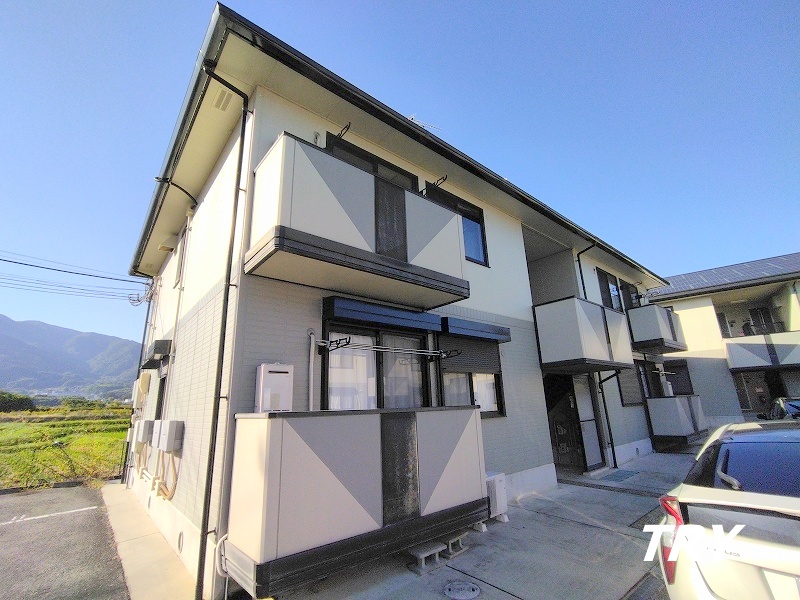 建物外観　のんびり暮らせるロケーションです。