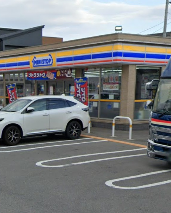 コンビニ　ミニストップ東大阪若江北町店（コンビニ）まで407m