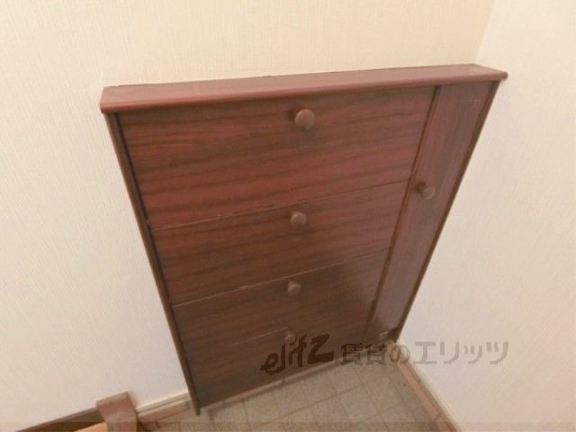 その他設備　下駄箱