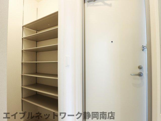 玄関　きれいな玄関です