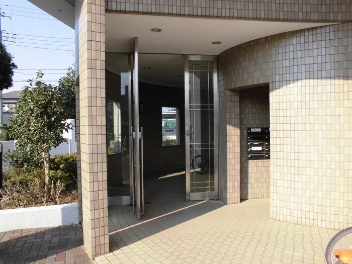 エントランス　エントランス