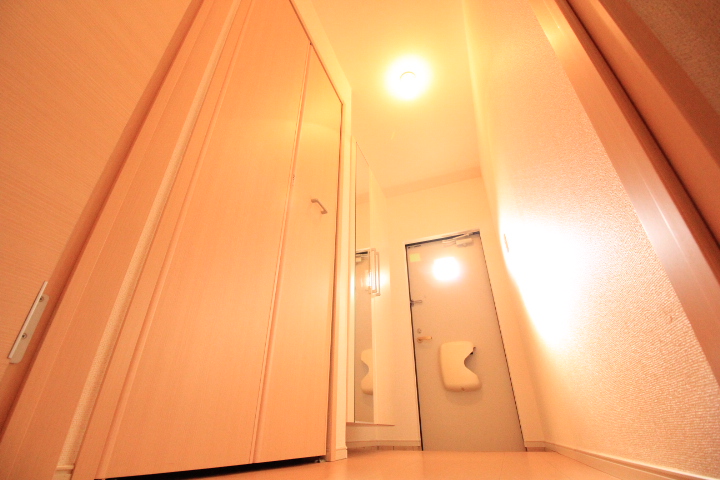 玄関　シューズボックス付き☆