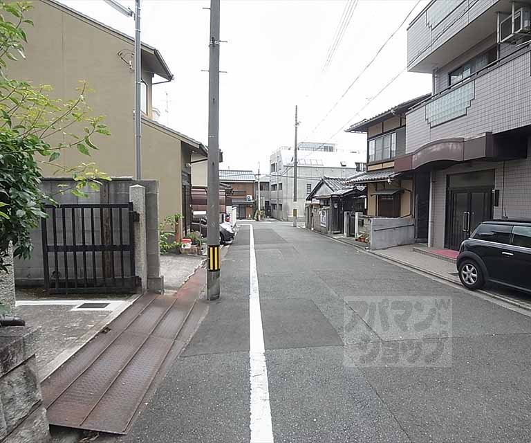 その他　全面道路です。