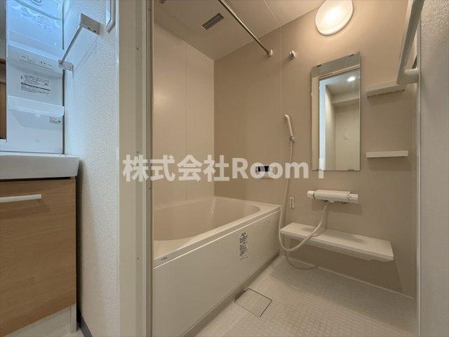 バス・シャワールーム　お風呂で日々の疲れを落としましょう