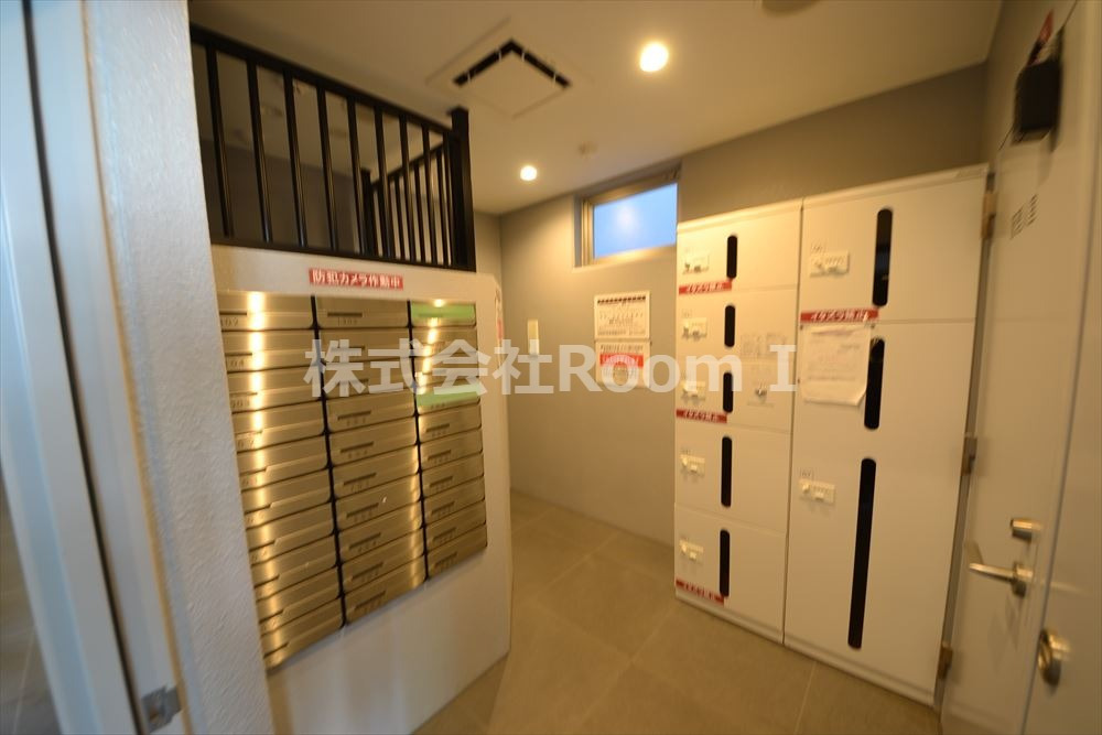 エントランス　宅配BOXです