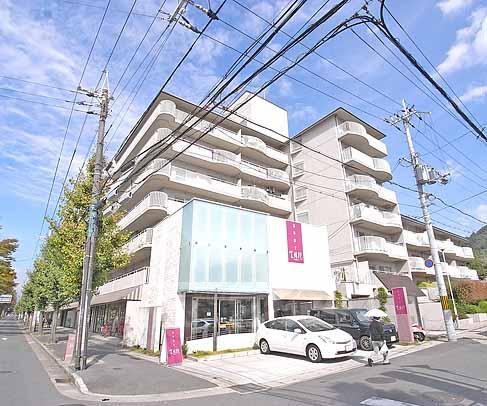 京都市左京区一乗寺野田町のマンションの建物外観