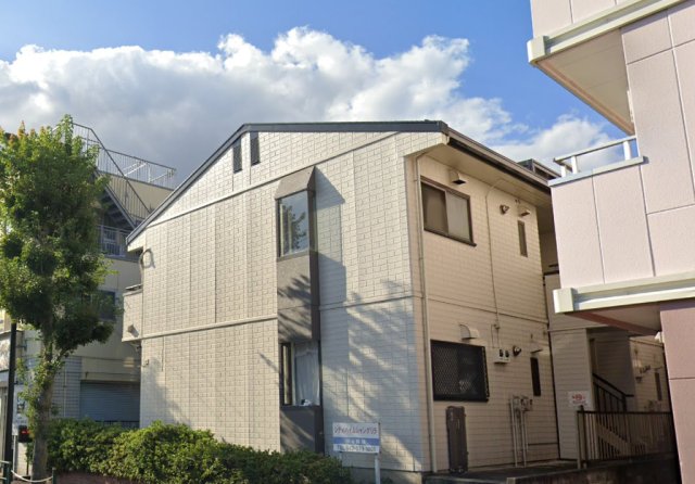羽村市富士見平のアパートの建物外観