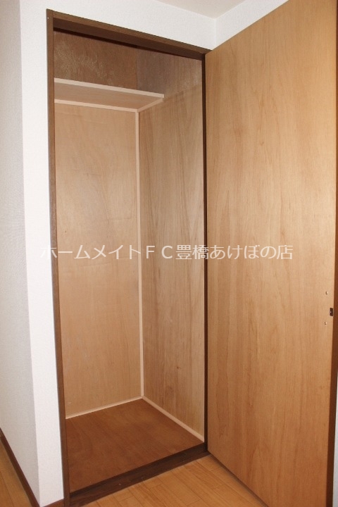 収納　同型別部屋写真（反転）