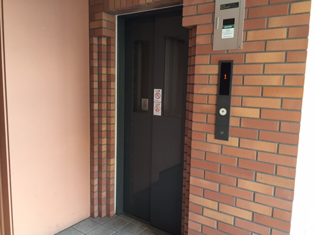 新潟市西区 6階建 築22年の外観写真