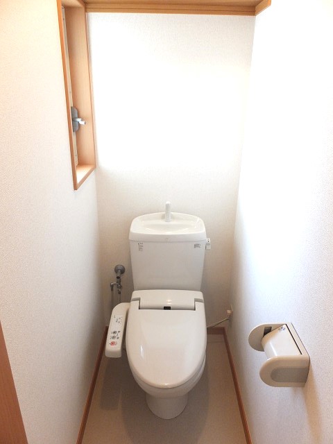 アーバニズム70Bのトイレ写真