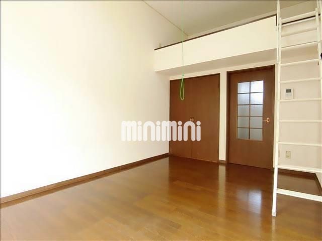 その他部屋・スペース　ロフト付きの７．５帖のお部屋です。