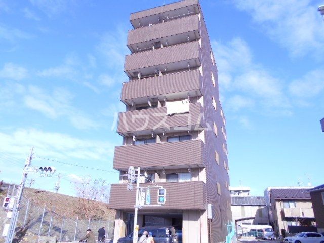 名古屋市熱田区大宝のマンションの建物外観