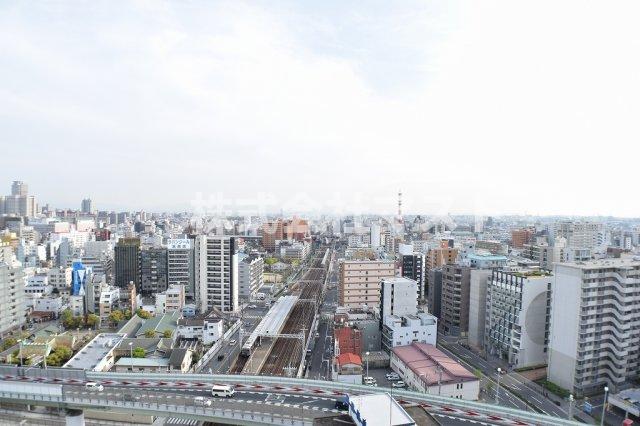 眺望　同マンション内別居室写真となります。
