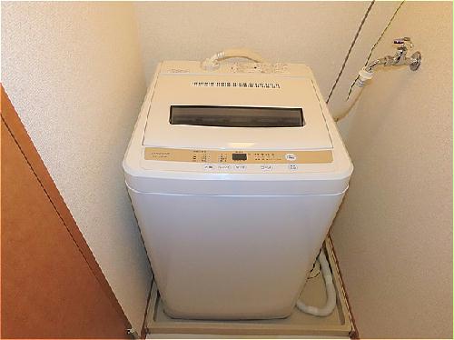 その他設備　洗濯機も付いています