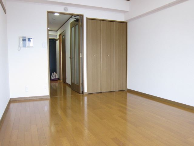 居室・リビング　別タイプ参考写真