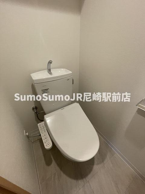 トイレ　落ち着いたトイレです