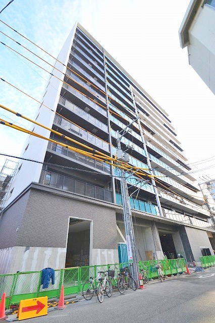 【広島市中区昭和町のマンションの建物外観】