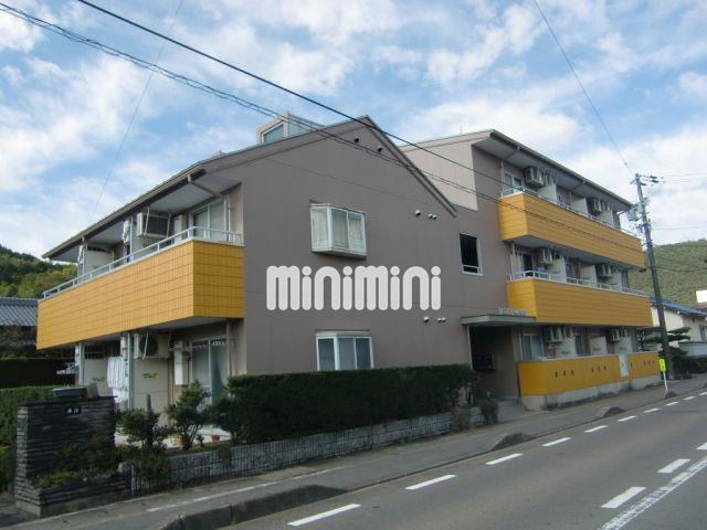 建物外観　重厚感のあるマンション