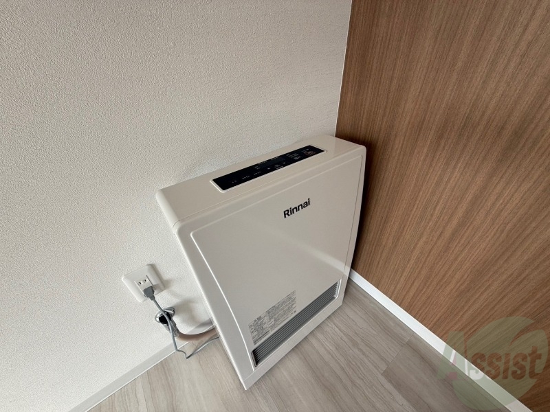 その他　暖房です。冬場の寒い日でも安心ですね～