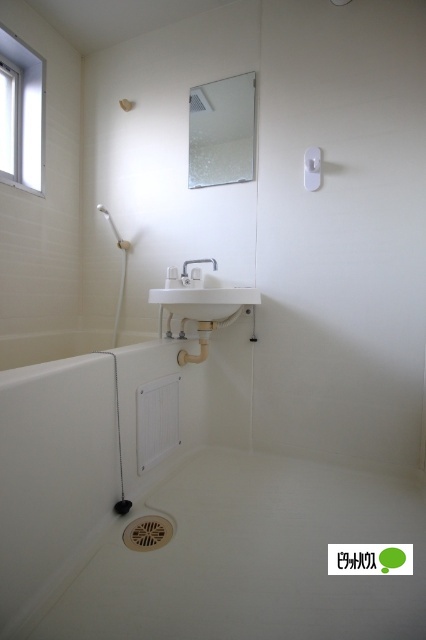 バス・シャワールーム　Ａ１０３号になります