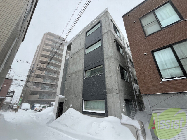 建物外観　札幌市東区北１４条東「ｌａｐｉｓ」