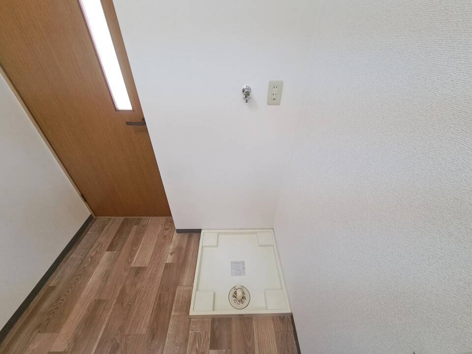 洗面設備　洗濯機置場