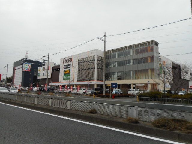 【枚方市長尾家具町のマンションのドラックストア】