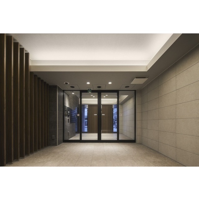 エントランス　エントランス