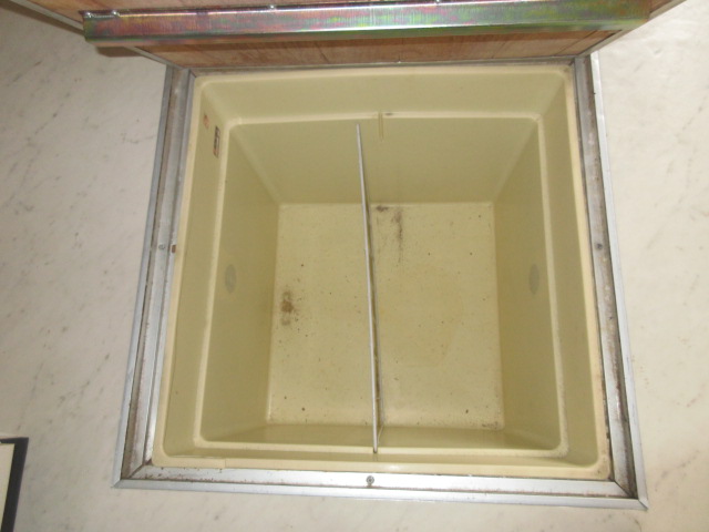 その他設備　床下収納