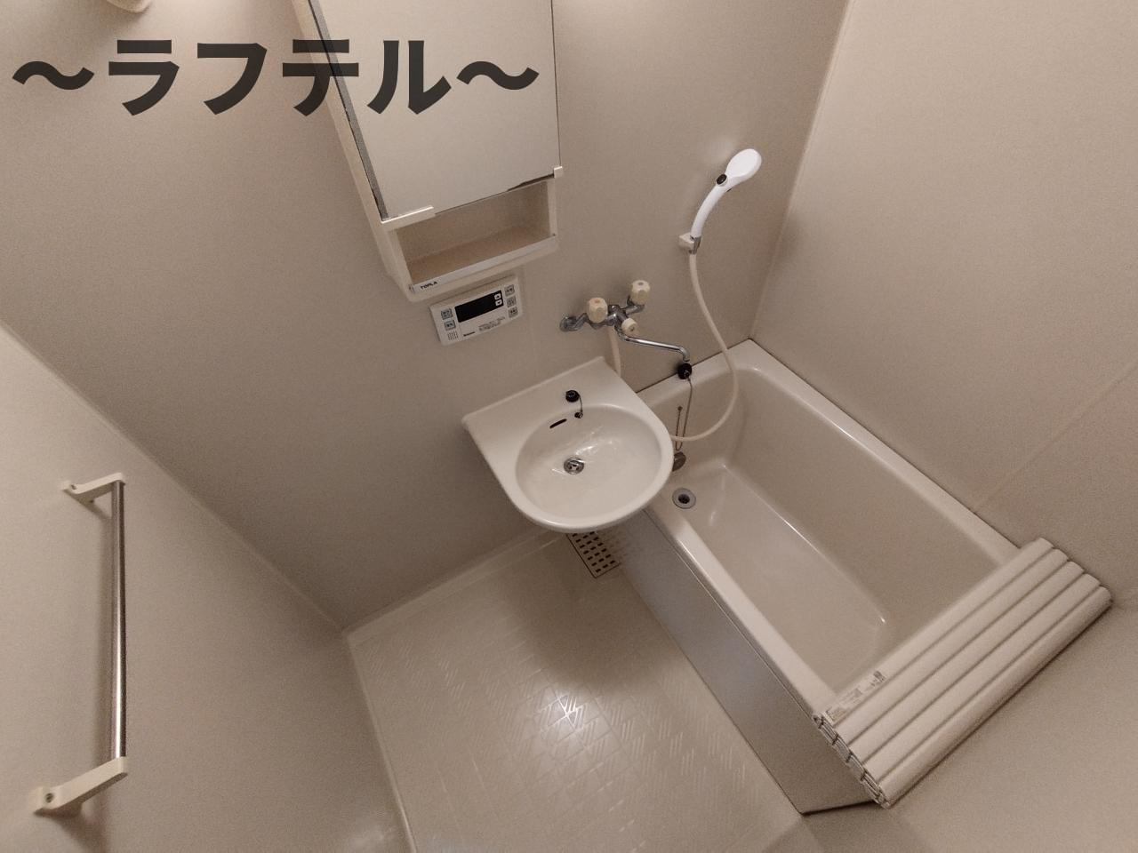 バス・シャワールーム　別部屋イメージ写真