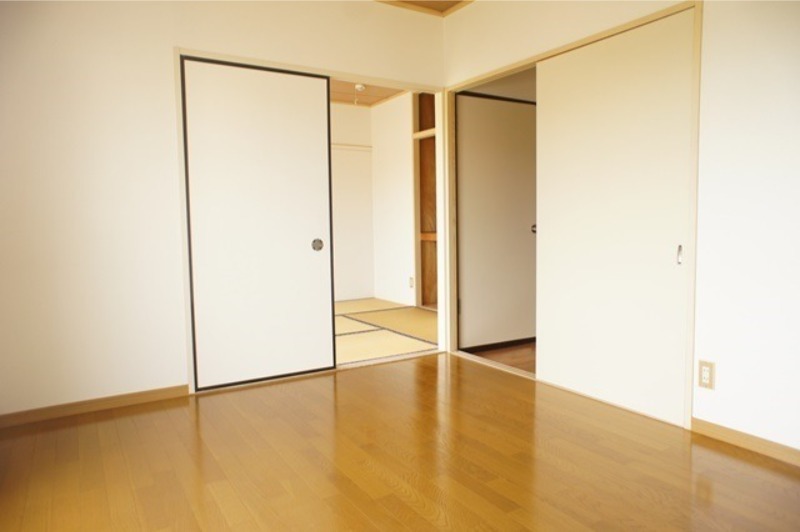 居室・リビング　図面と現状に相違がある場合には現状を優先