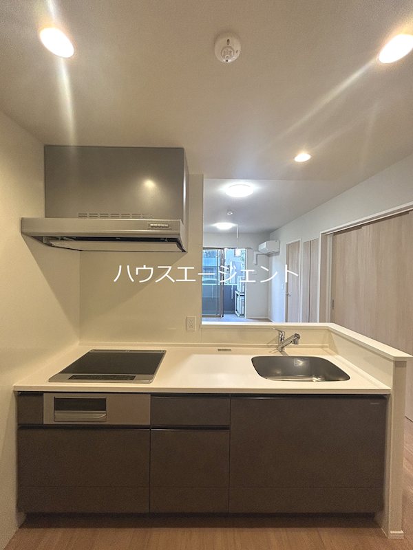 キッチン　IHヒーターのシステムキッチン