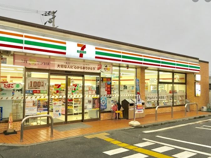 コンビニ　セブンイレブン 守山吉身5丁目店（コンビニ）まで320m